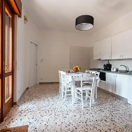 White And Slow * Ostuni